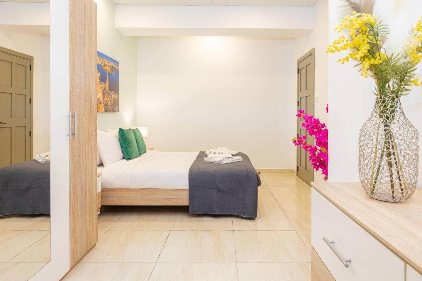 Spb Onebedmaisonette Near Sea By Homely Malta ! Apartment